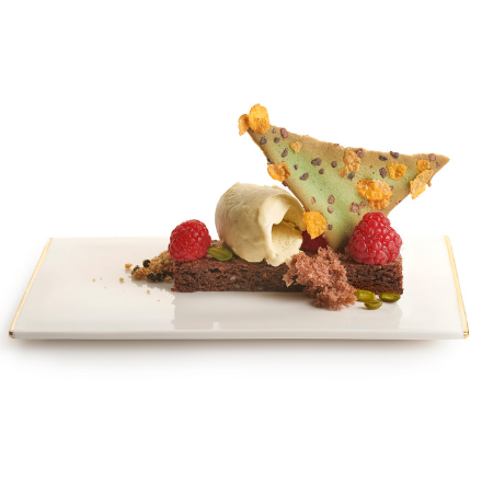 Brownie mit Hippe Dreieck Pistazien Cornflakes