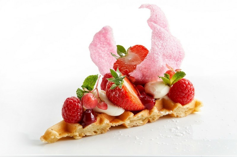 Vanilla Waffle with Cracker Rose Water
