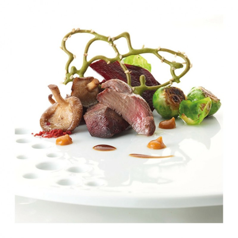 Filet of deer with Rastoria Spinach